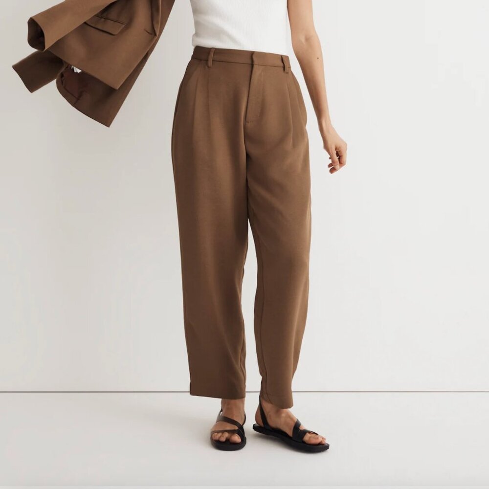 Madewell Pleated Tapered-Leg Pants in Easygoing Crepe- 12T